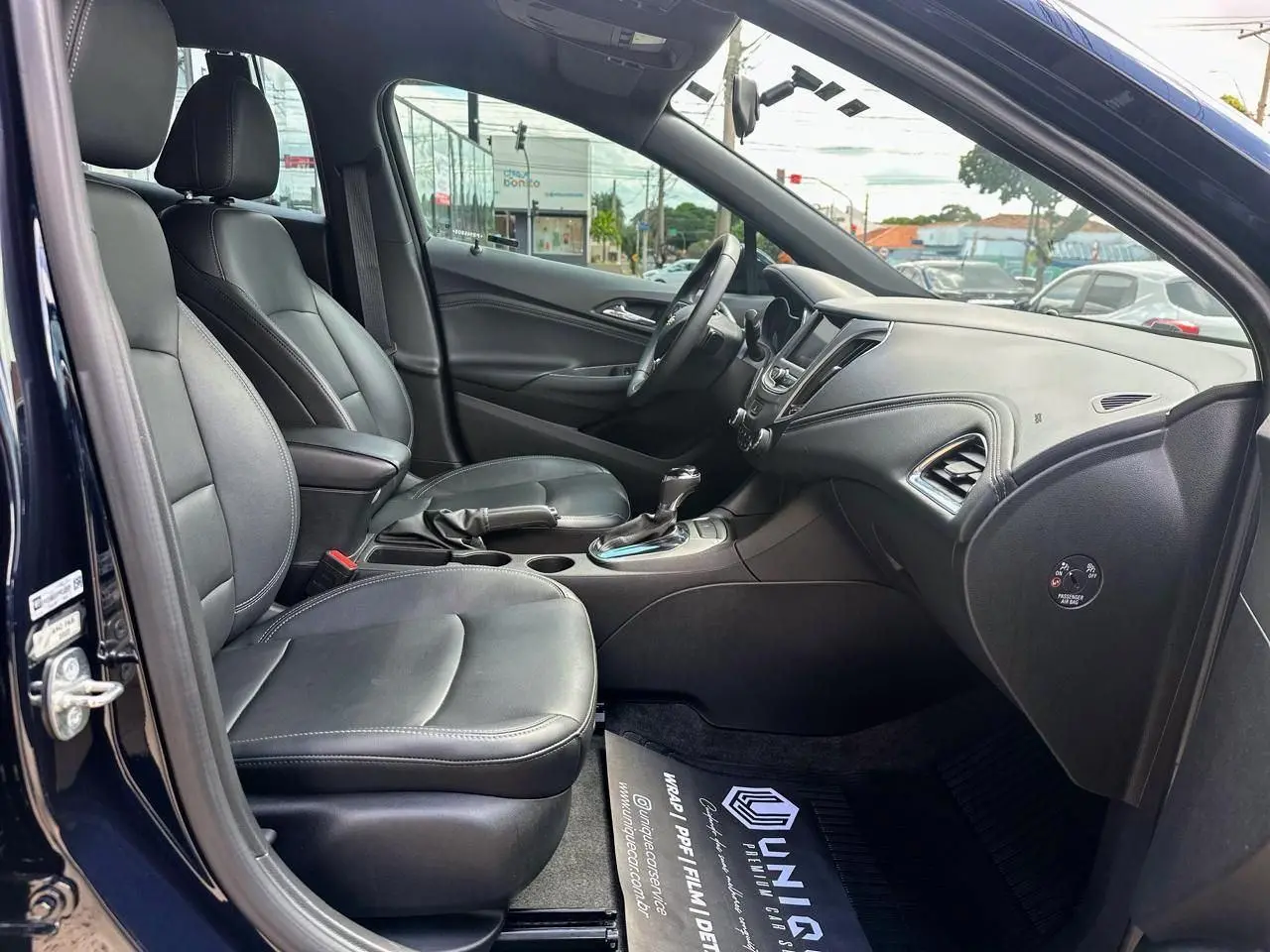 CHEVROLET Cruze Sedan - Foto