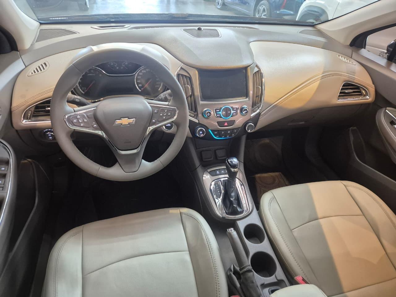 CHEVROLET Cruze Sedan - Foto