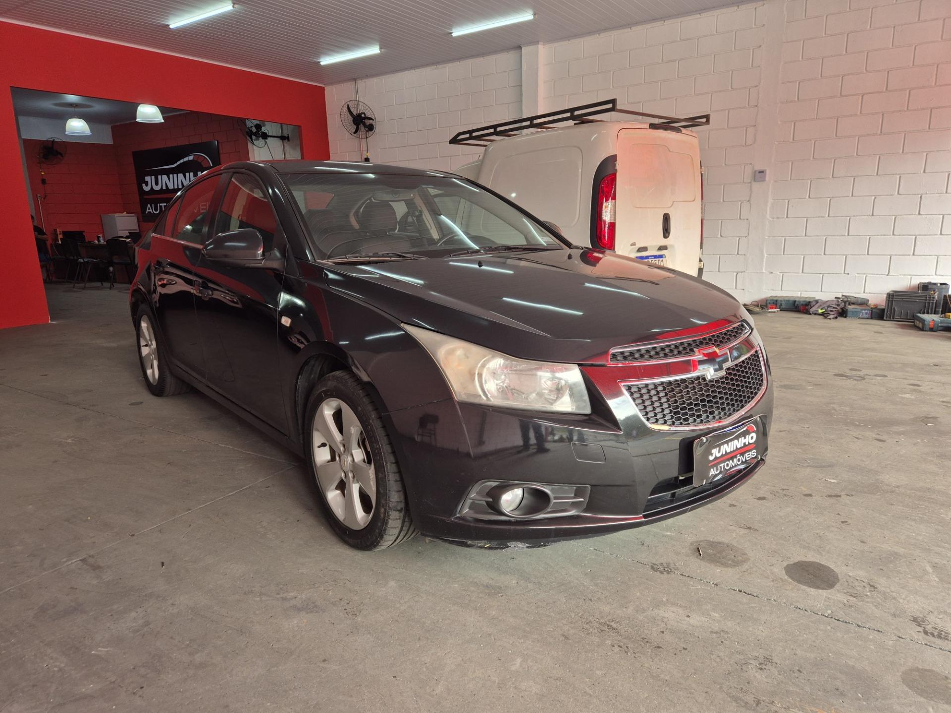 CHEVROLET Cruze Sedan - Foto