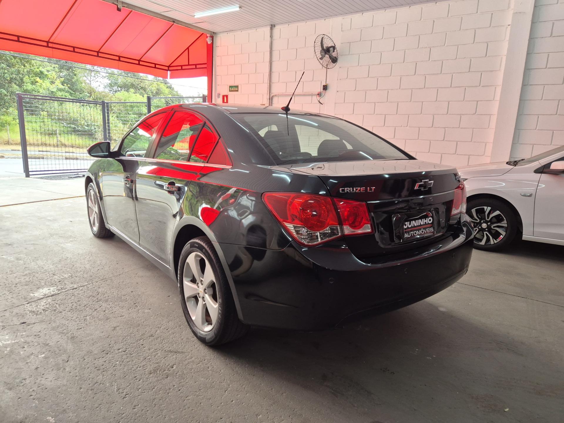 CHEVROLET Cruze Sedan - Foto