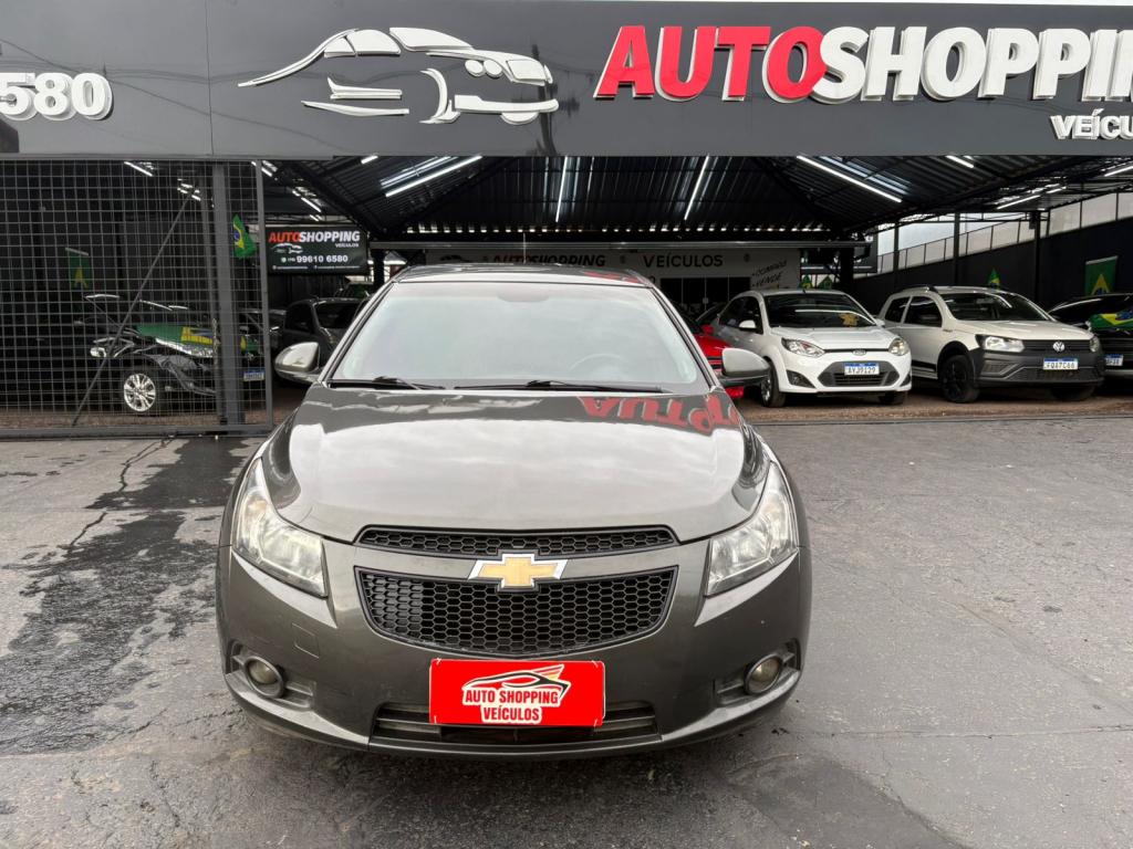 CHEVROLET Cruze Sedan - Foto