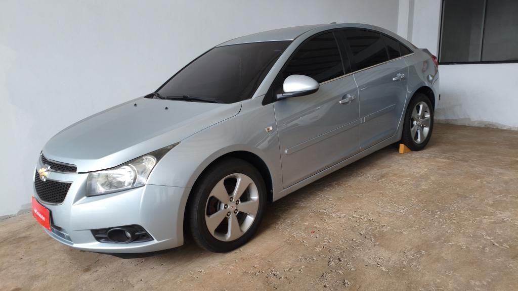 CHEVROLET Cruze Sedan - Foto
