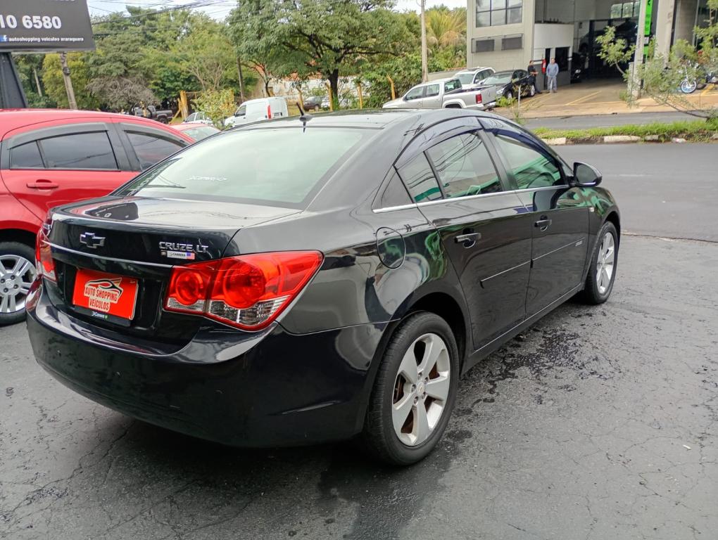 CHEVROLET Cruze Sedan - Foto