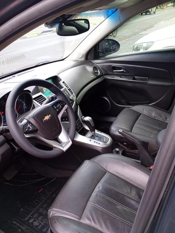 CHEVROLET Cruze Sedan - Foto