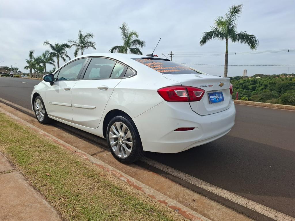 CHEVROLET Cruze Sedan - Foto
