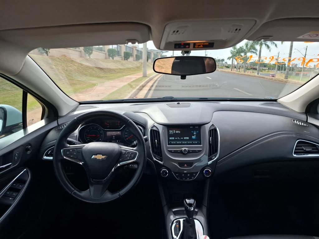 CHEVROLET Cruze Sedan - Foto