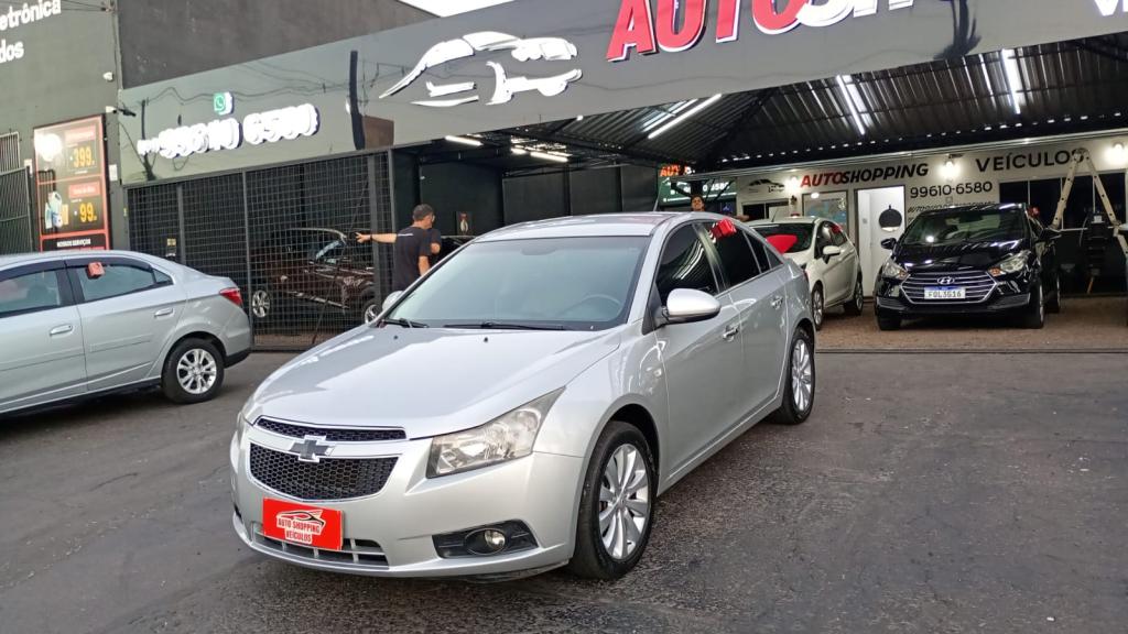 CHEVROLET Cruze Sedan - Foto