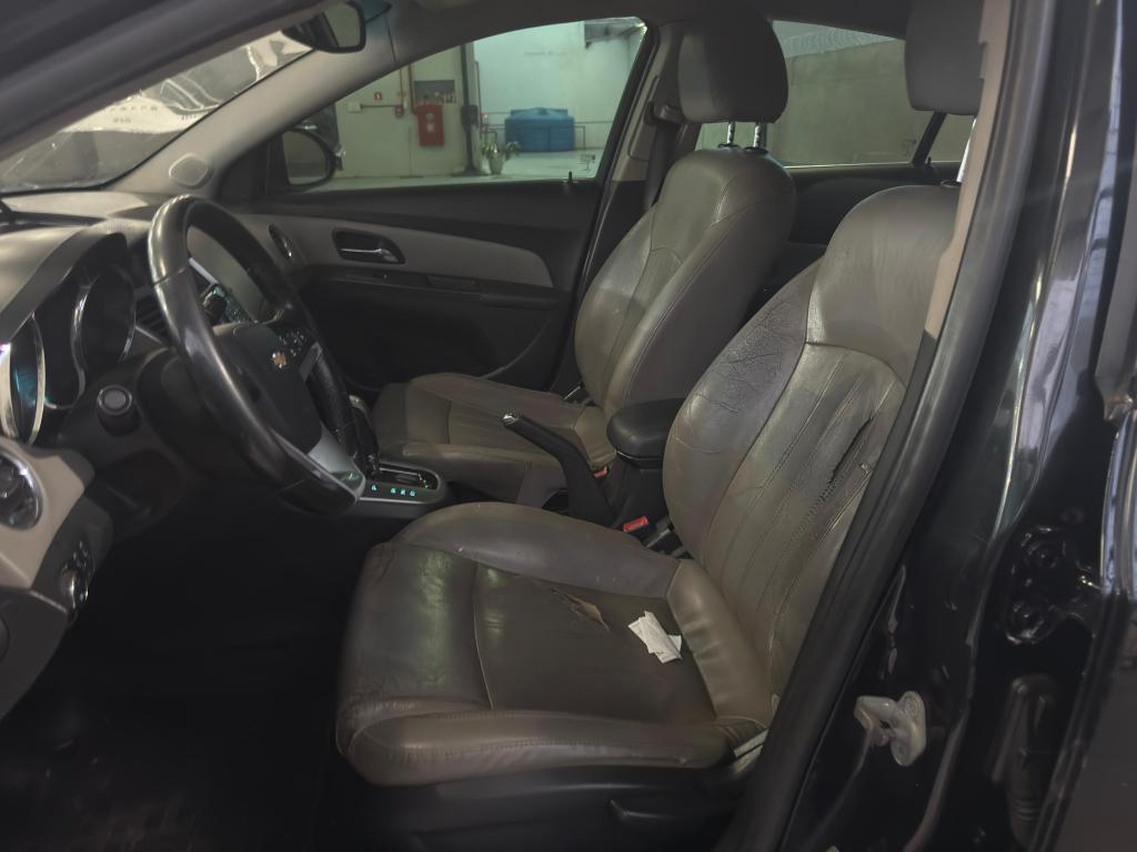 CHEVROLET Cruze Sedan - Foto