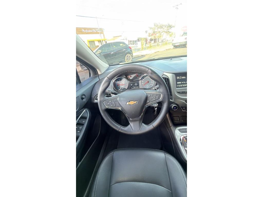 CHEVROLET Cruze Sedan - Foto