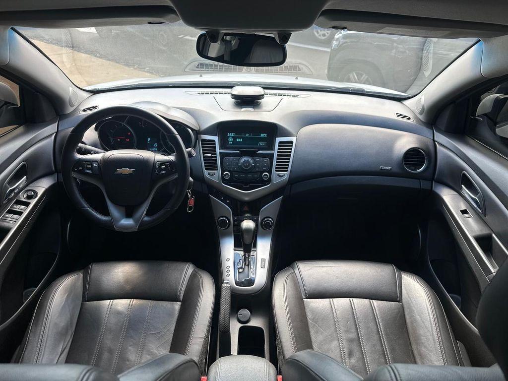 CHEVROLET Cruze Sedan - Foto