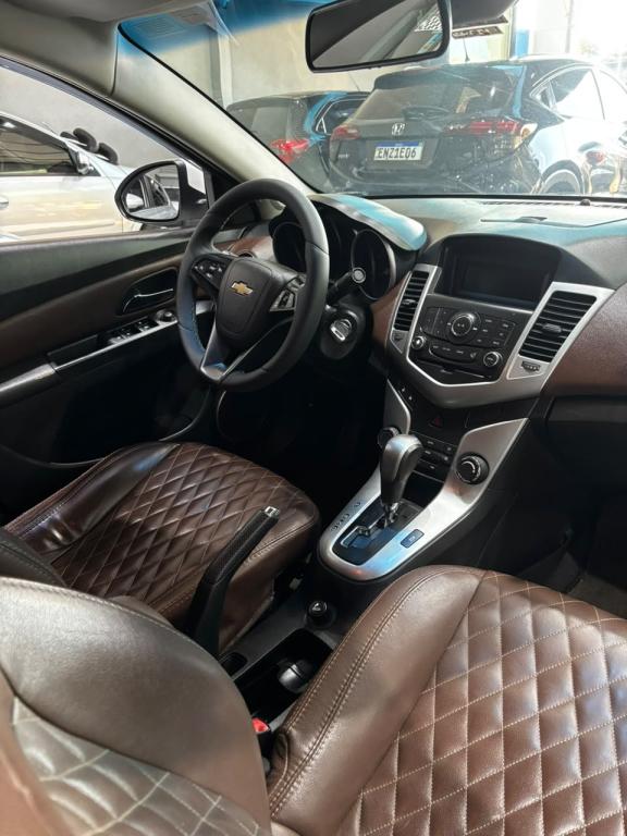 CHEVROLET Cruze Sedan - Foto