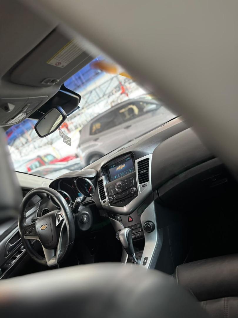 CHEVROLET Cruze Sedan - Foto