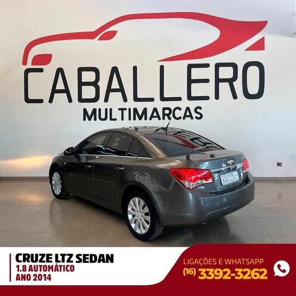 CHEVROLET Cruze Sedan - Foto