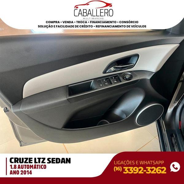 CHEVROLET Cruze Sedan - Foto