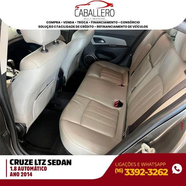 CHEVROLET Cruze Sedan - Foto