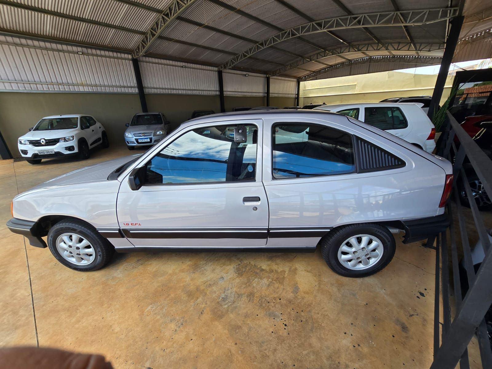 CHEVROLET Kadett - Foto