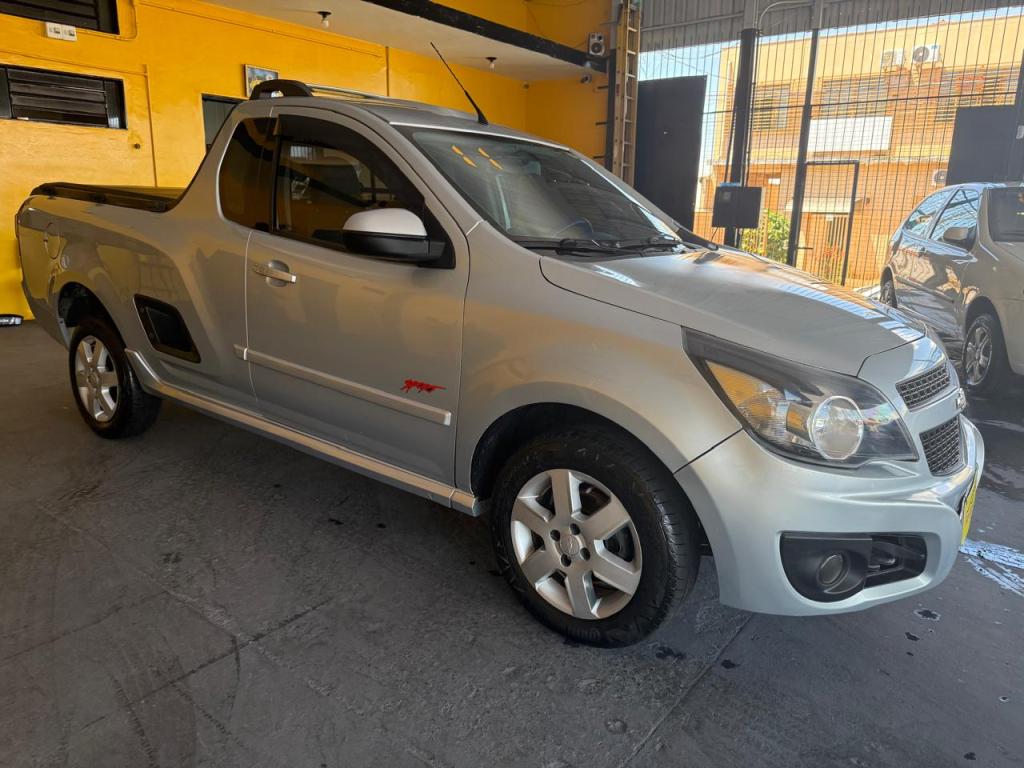 CHEVROLET Montana - Foto