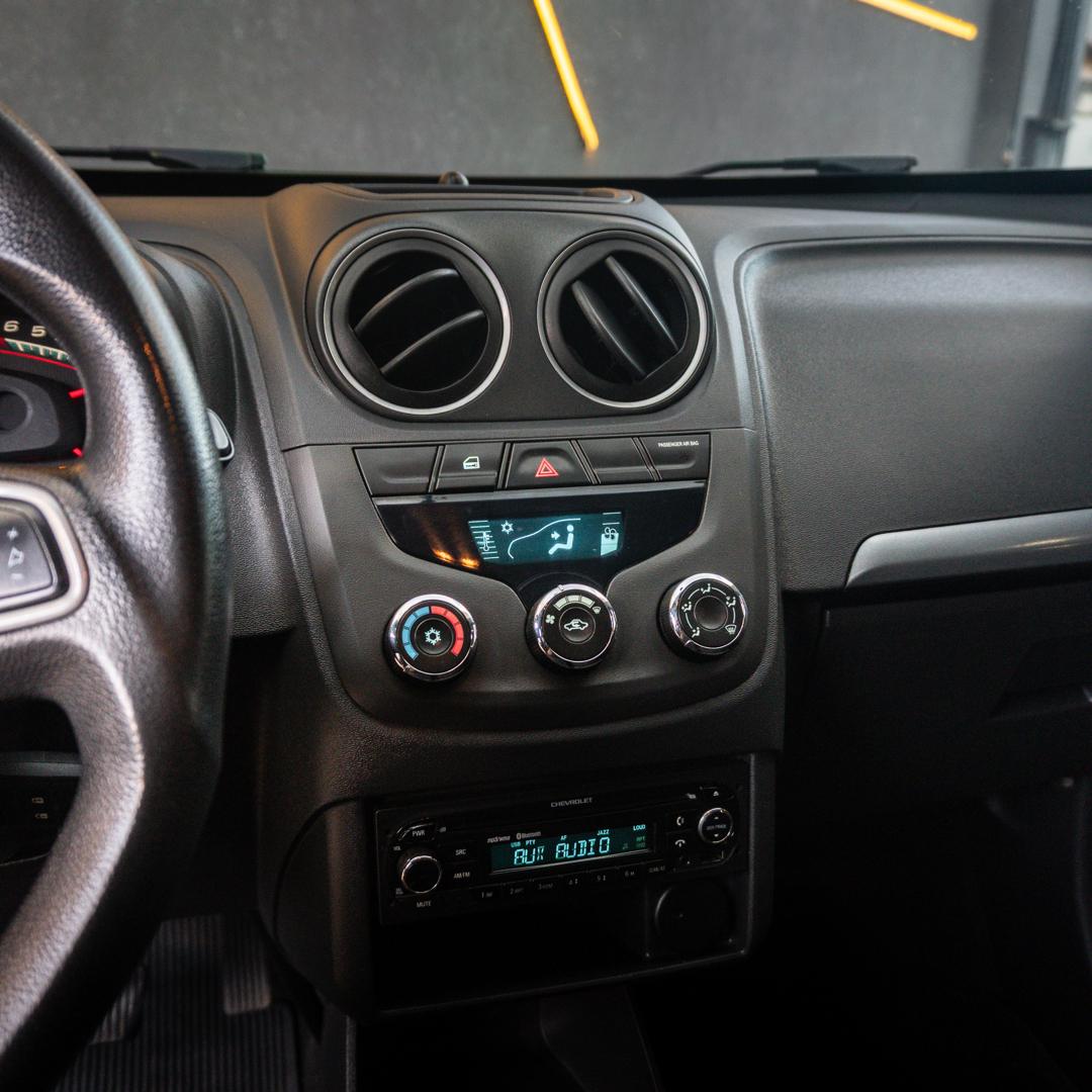 CHEVROLET Montana - Foto