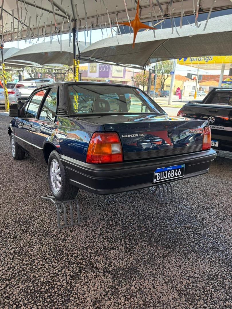 CHEVROLET Monza Sedan - Foto