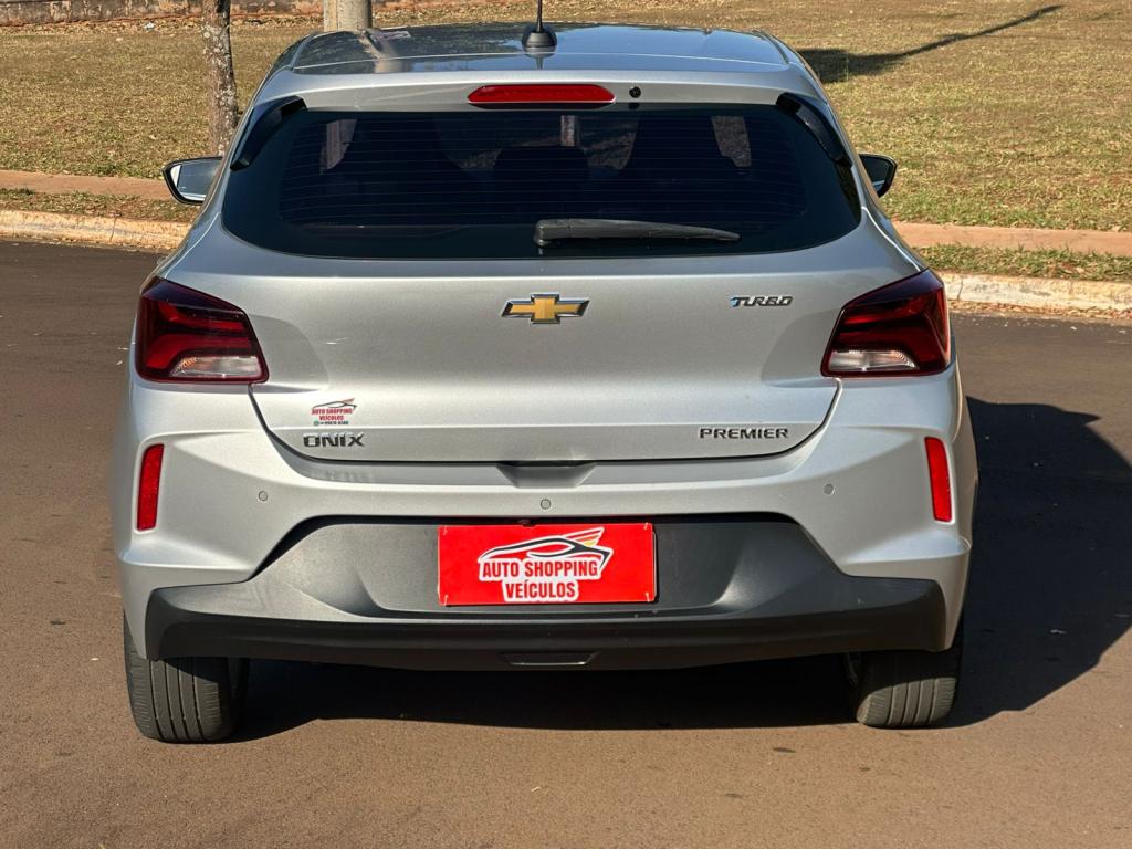 CHEVROLET Onix Hatch - Miniatura