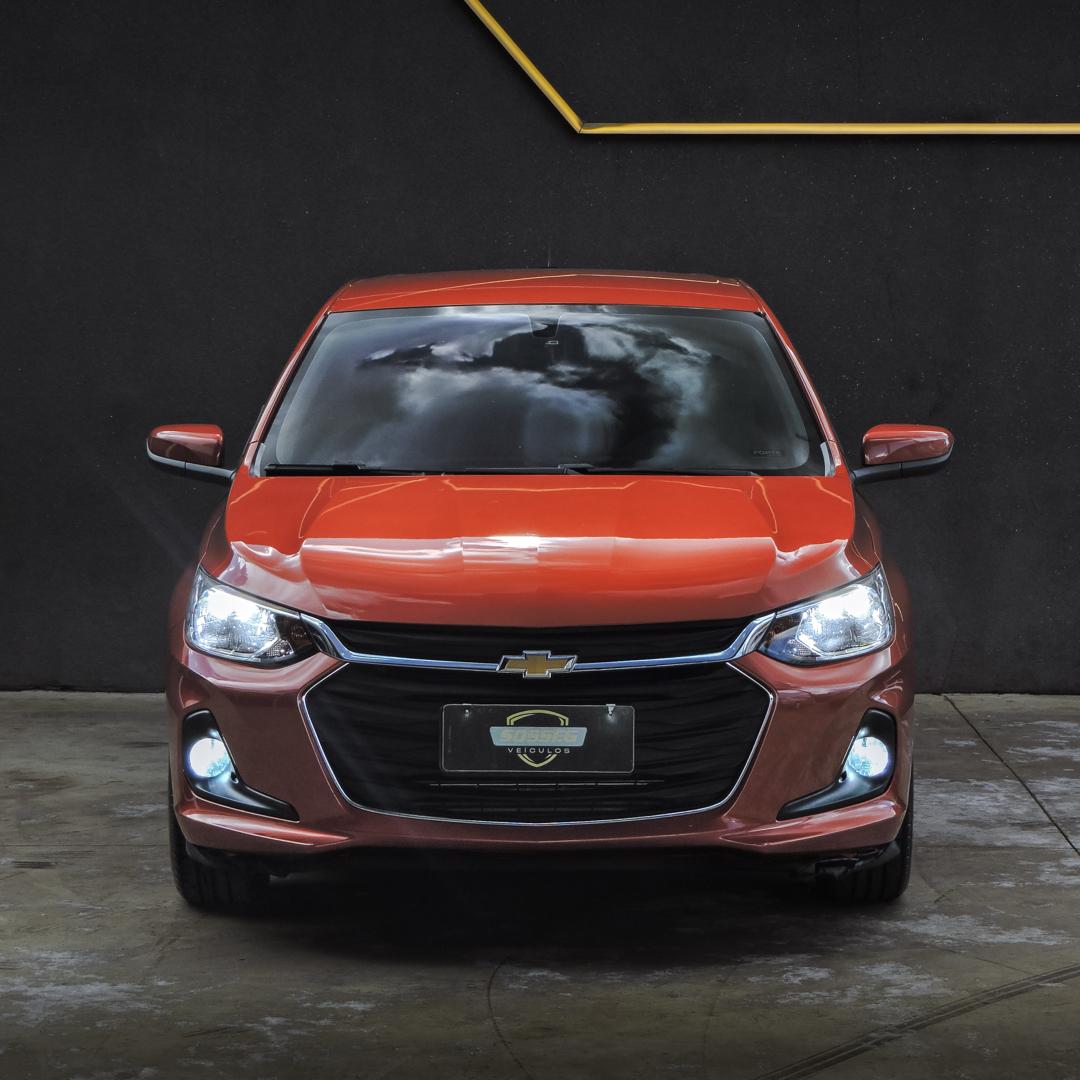 CHEVROLET Onix Hatch - Foto