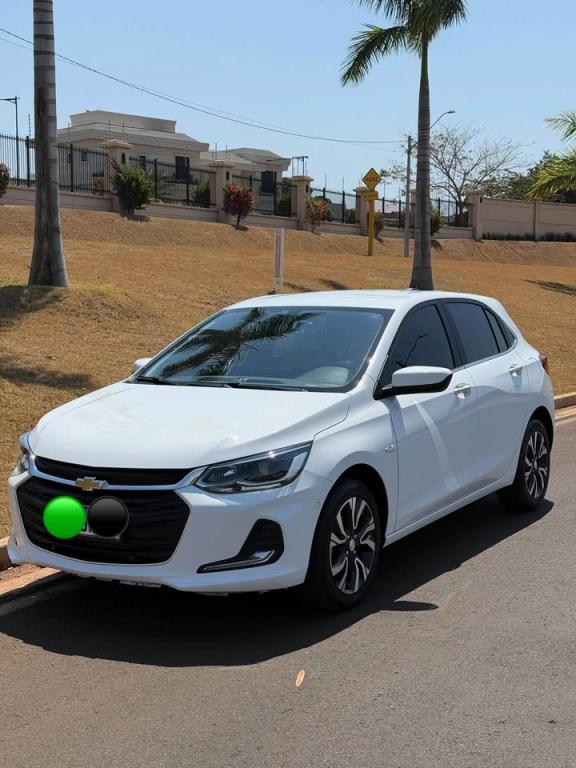 CHEVROLET Onix Hatch