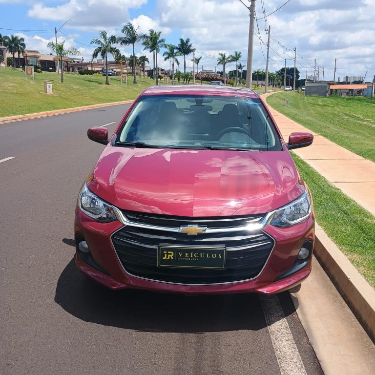 CHEVROLET Onix Hatch - Foto