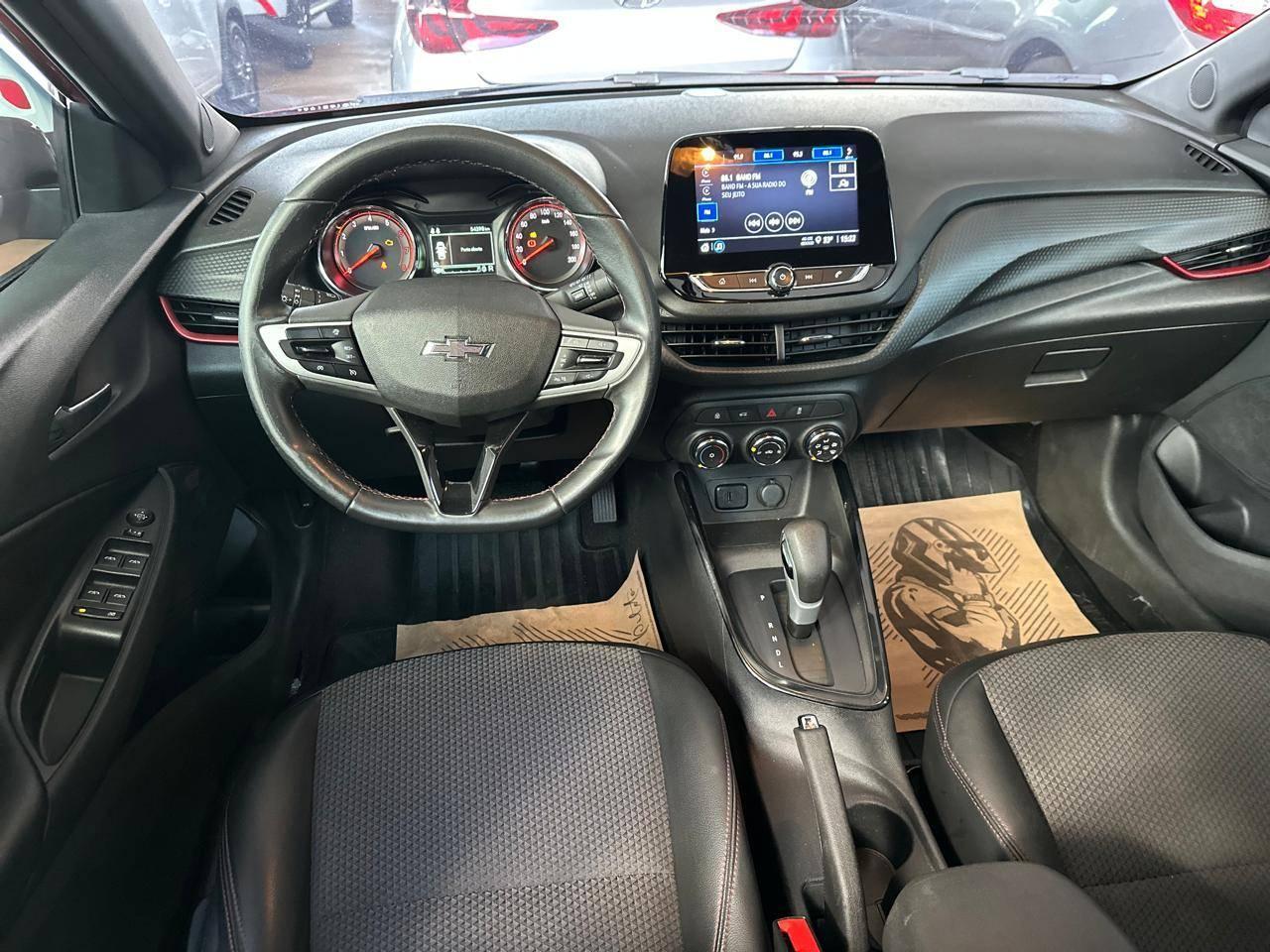 CHEVROLET Onix Hatch - Foto