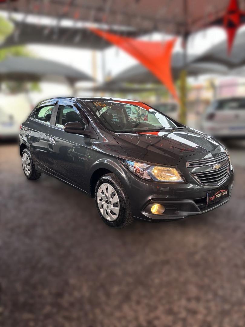 CHEVROLET Onix Hatch - Foto