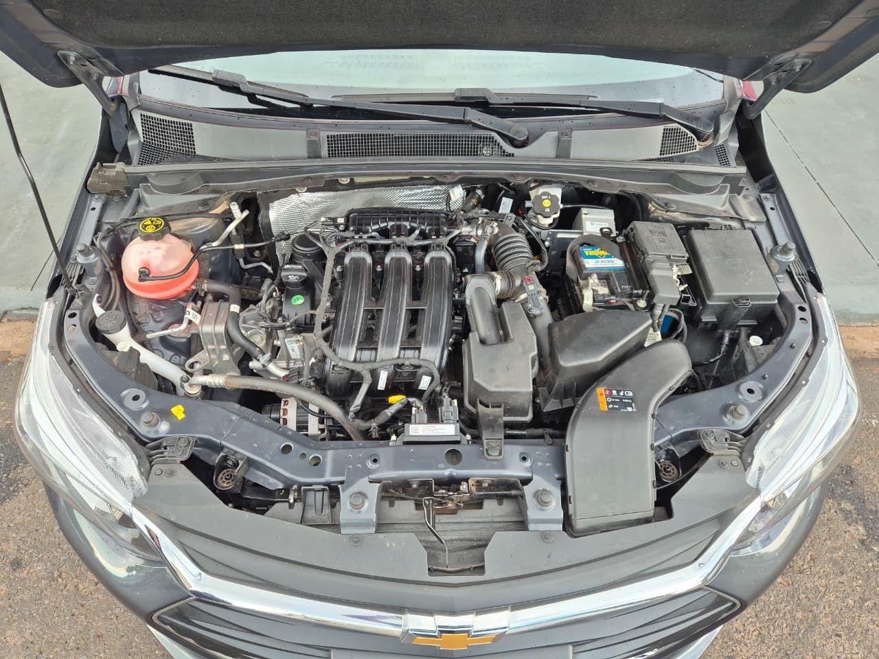 CHEVROLET Onix Hatch - Foto