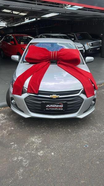 CHEVROLET Onix Hatch - Foto