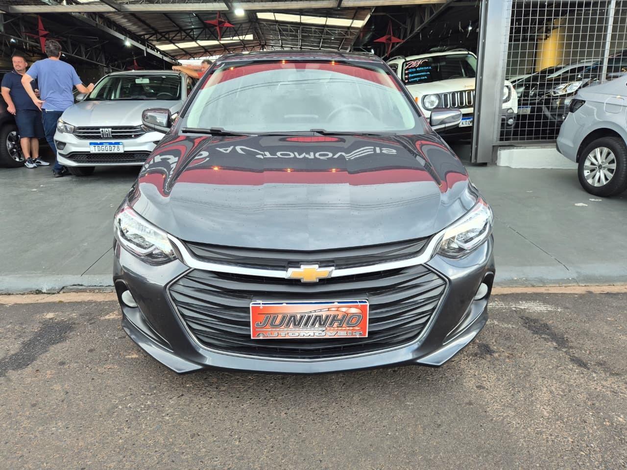 CHEVROLET Onix Hatch - Foto