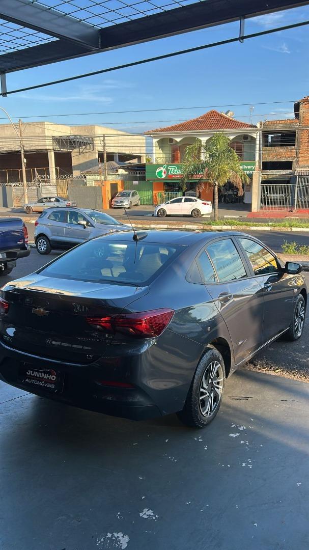 CHEVROLET Onix Hatch - Foto