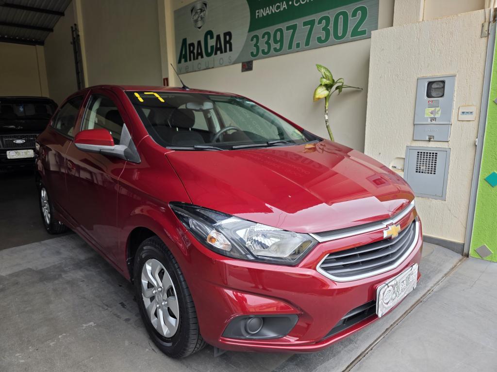 CHEVROLET Onix Hatch - Foto