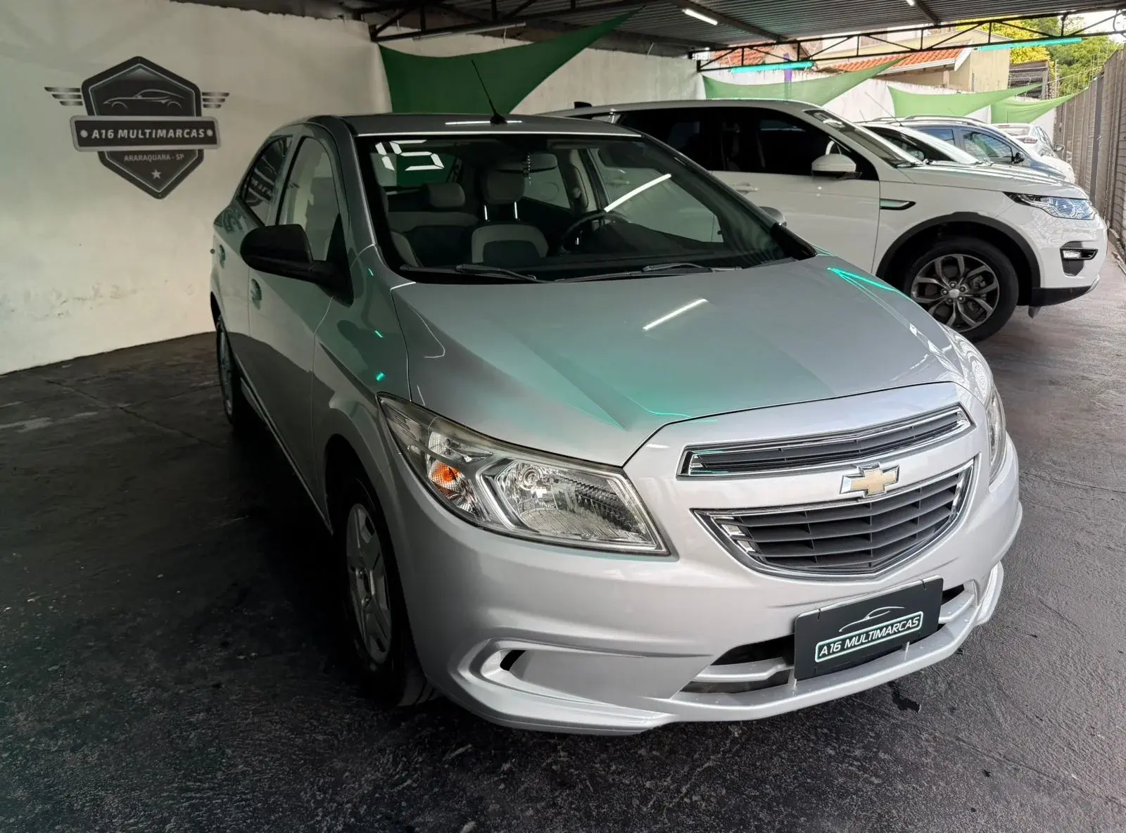 CHEVROLET Onix Hatch