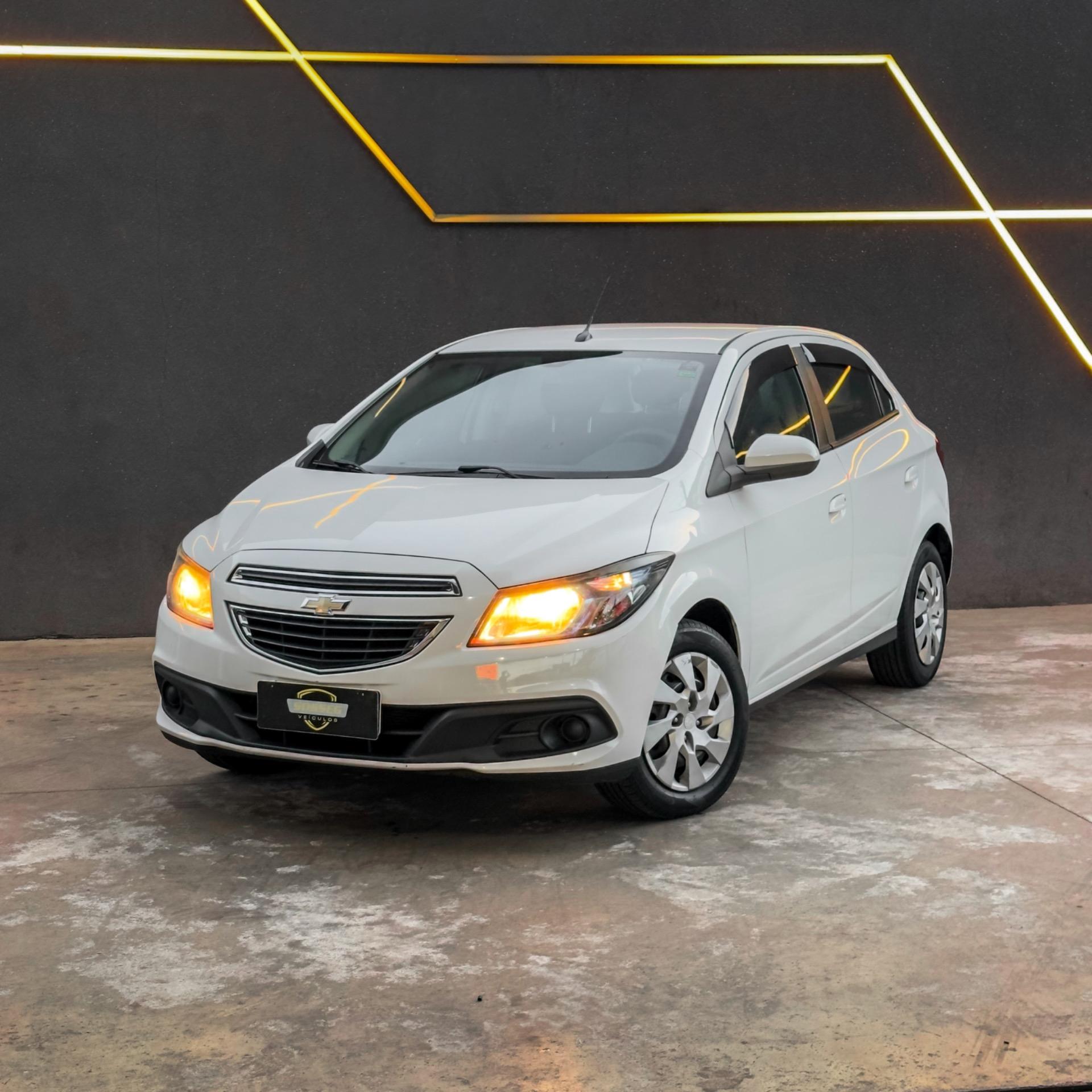 CHEVROLET Onix Hatch