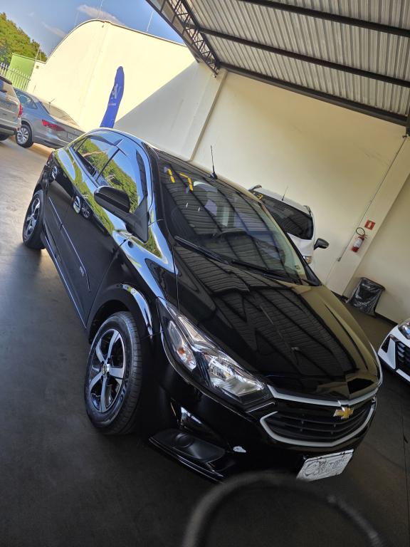 CHEVROLET Onix Hatch