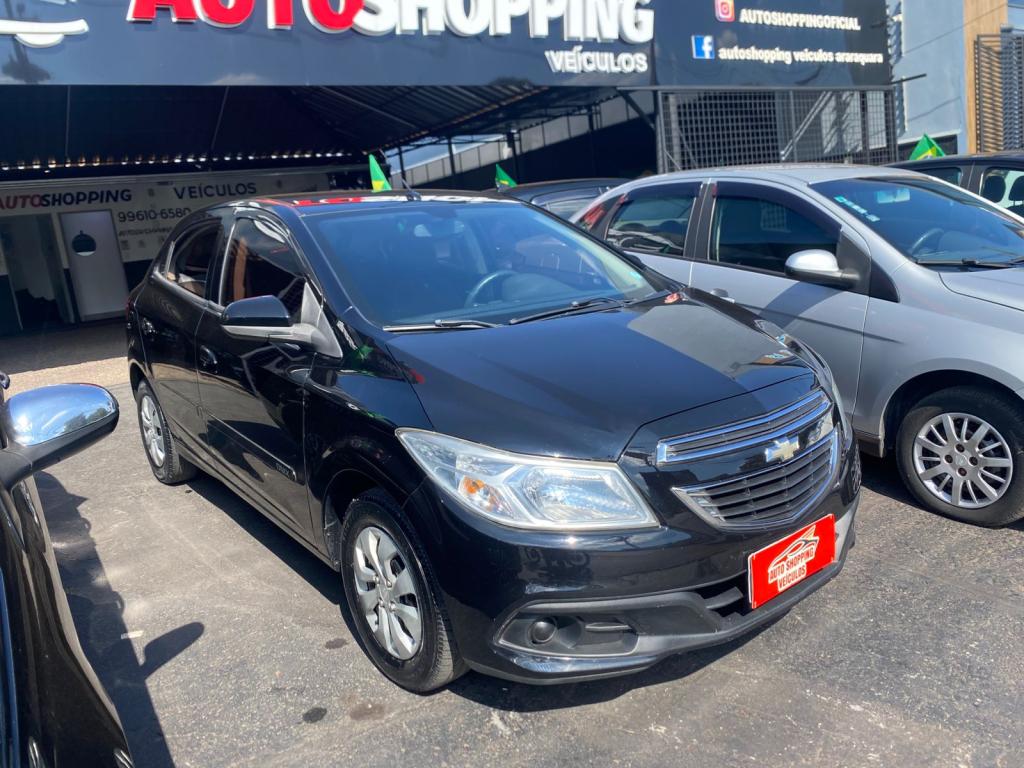 CHEVROLET Onix Hatch