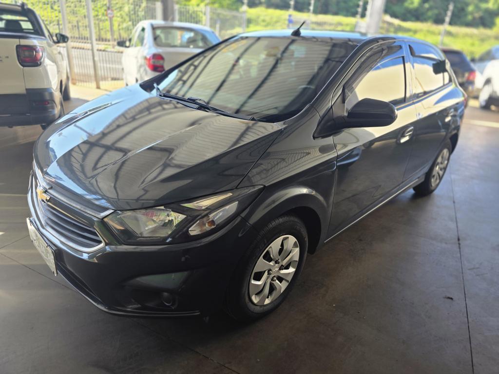 CHEVROLET Onix Hatch - Foto