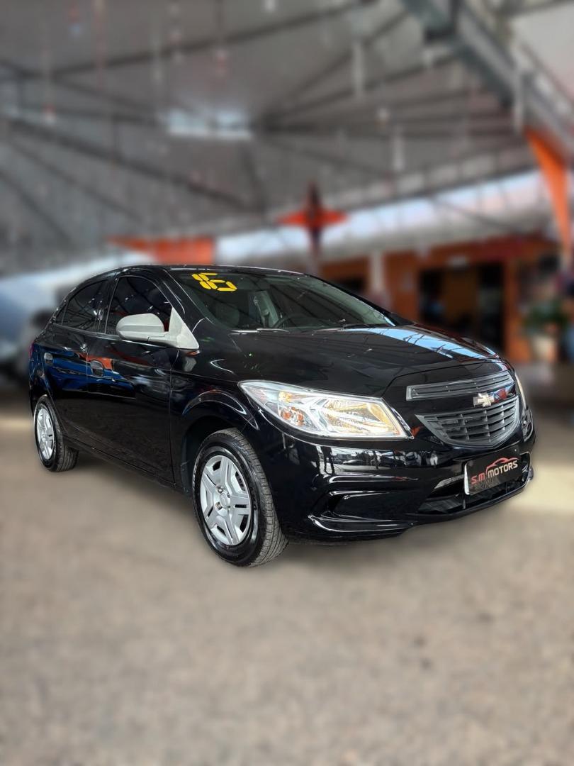 CHEVROLET Onix Hatch - Foto