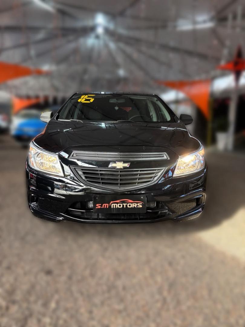 CHEVROLET Onix Hatch - Foto