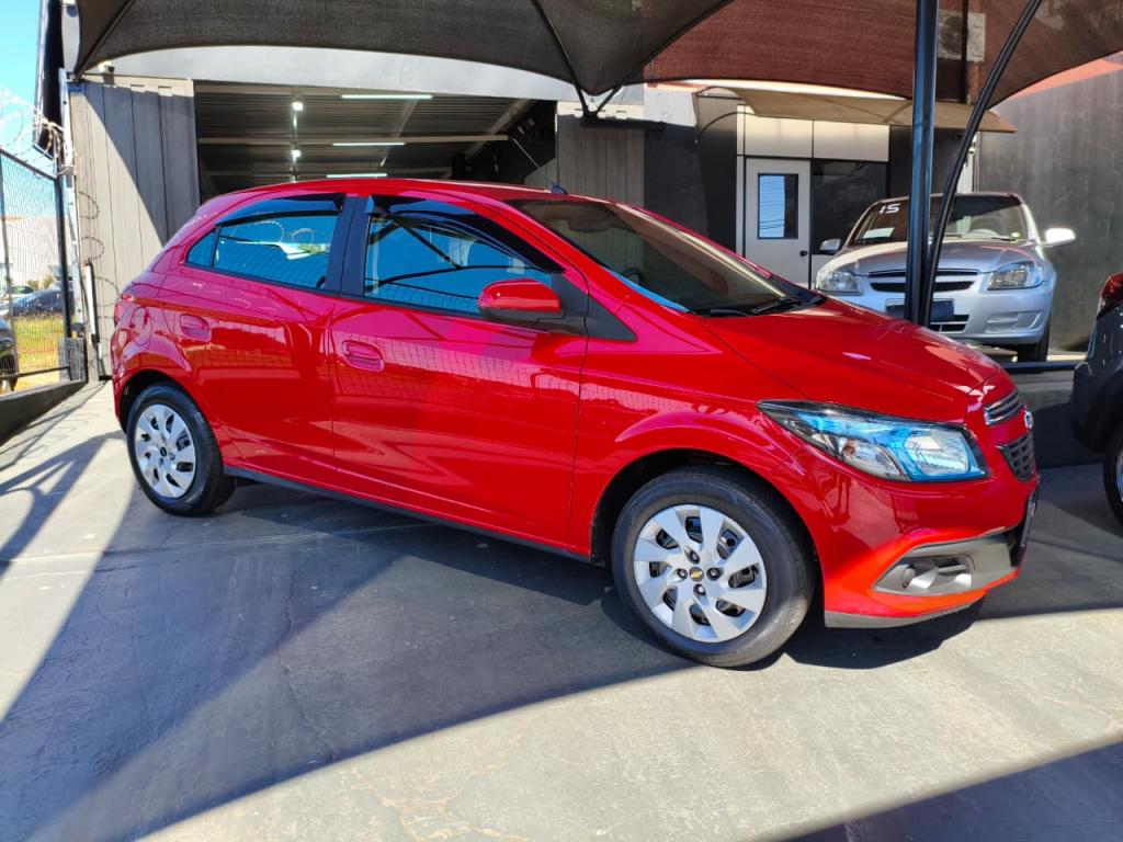 CHEVROLET Onix Hatch