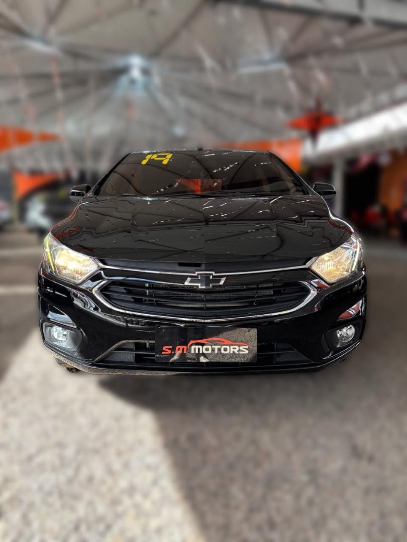 CHEVROLET Onix Hatch - Foto