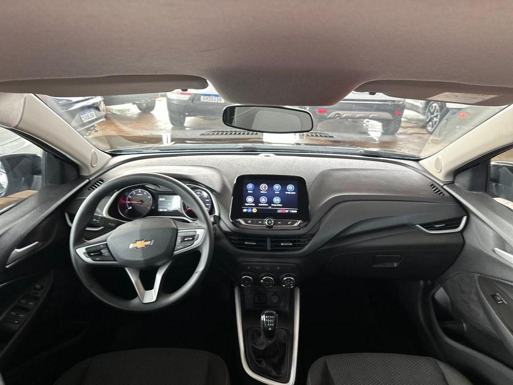 CHEVROLET Onix Hatch - Foto