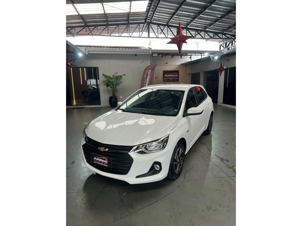 CHEVROLET Onix Hatch - Foto