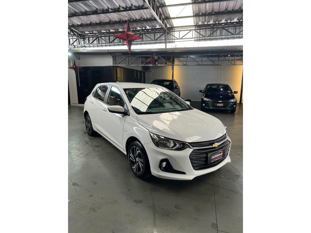 CHEVROLET Onix Hatch - Foto