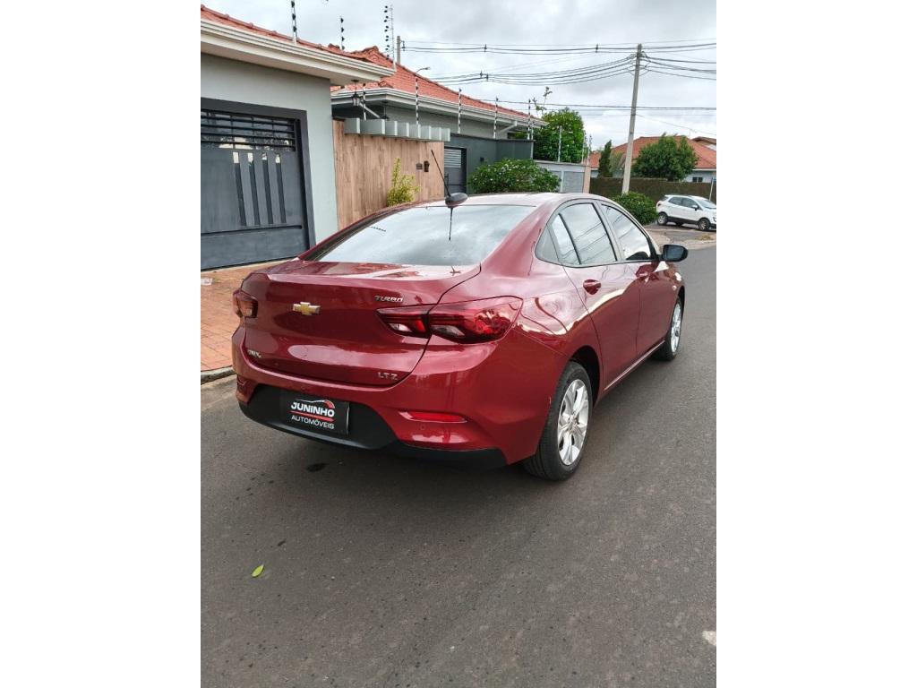 CHEVROLET Onix Hatch - Foto