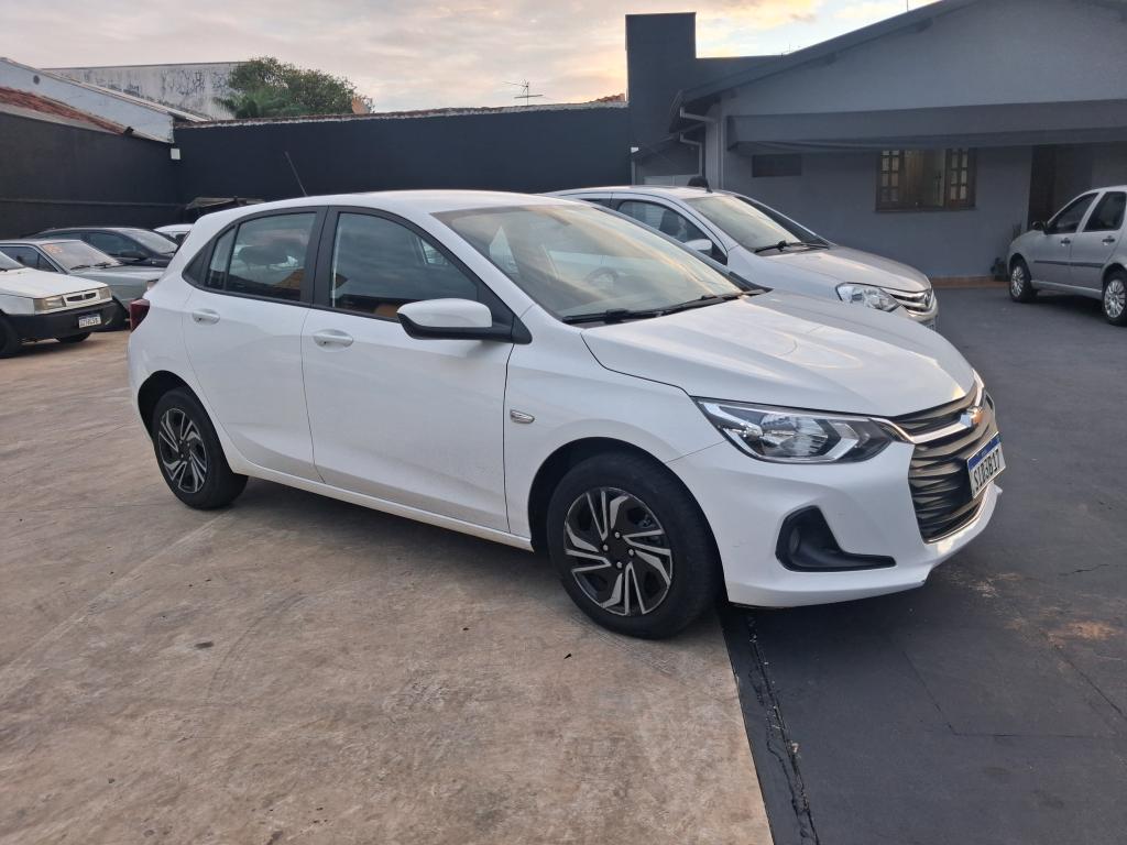 CHEVROLET Onix Hatch