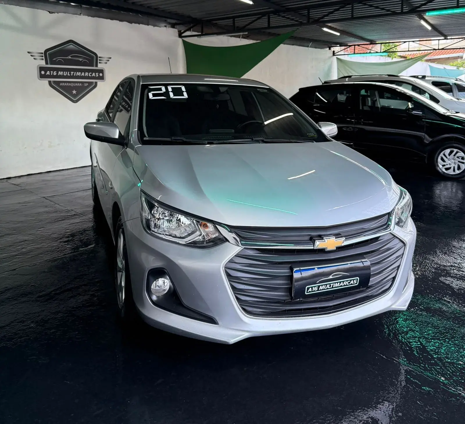 CHEVROLET Onix Sedan - Foto