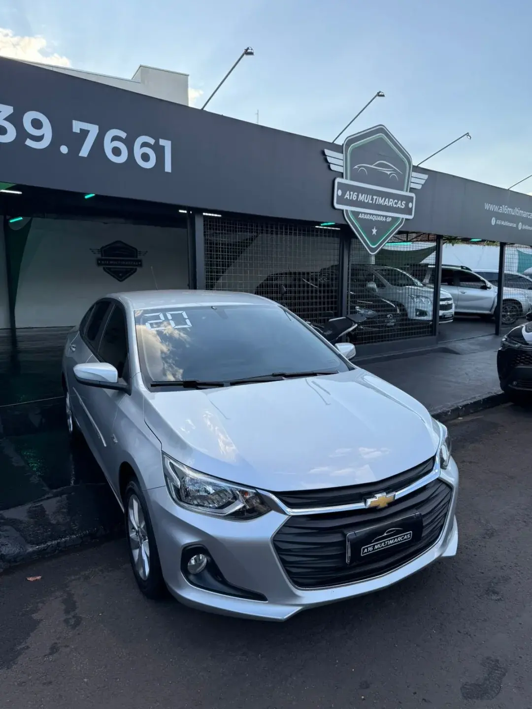 CHEVROLET Onix Sedan - Foto